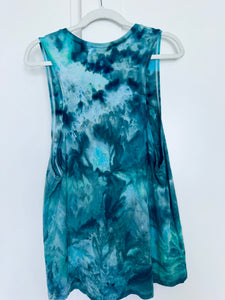 XL Island Ice Dye Muscle Tank