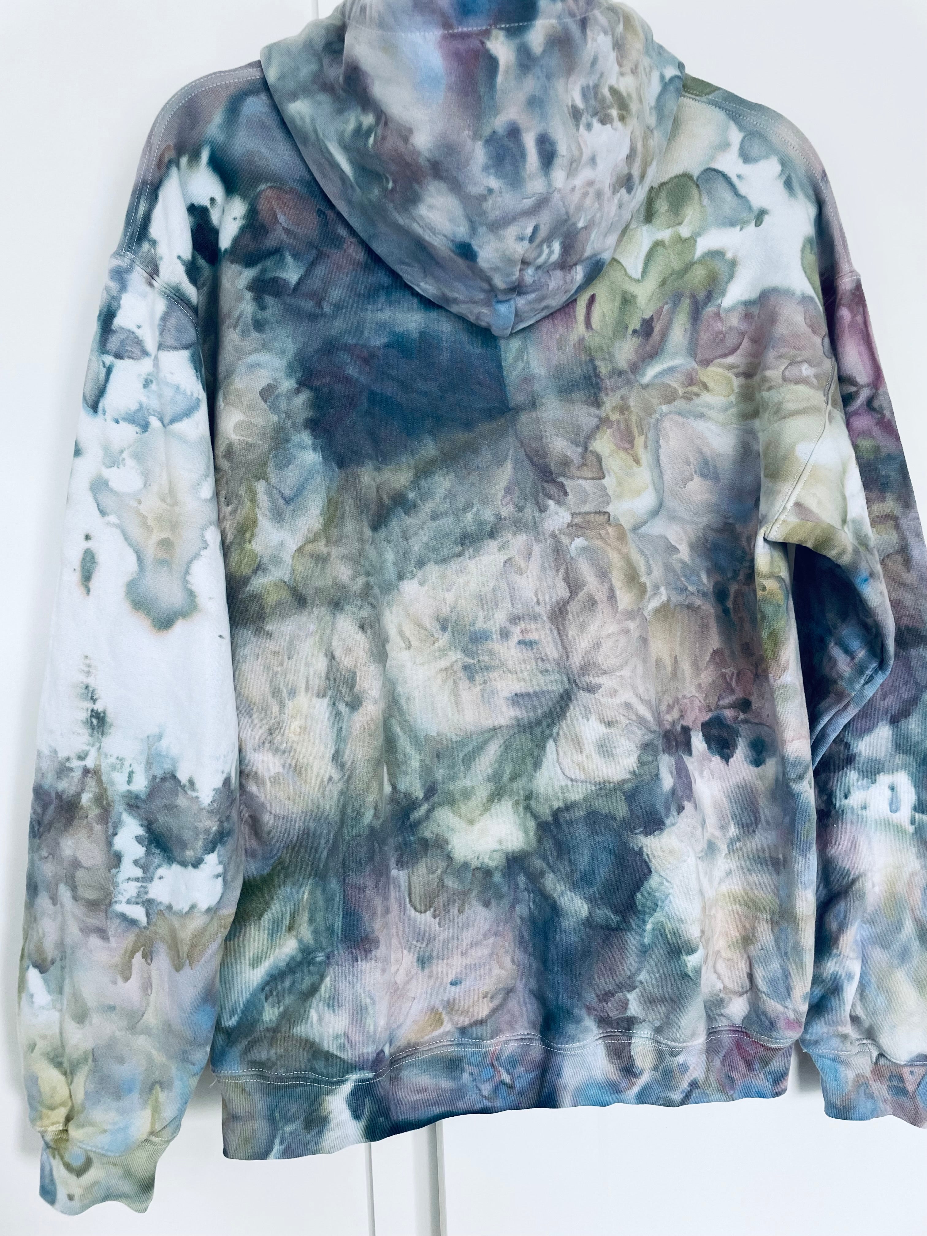 Medium Ice Dye Unisex Hoodie