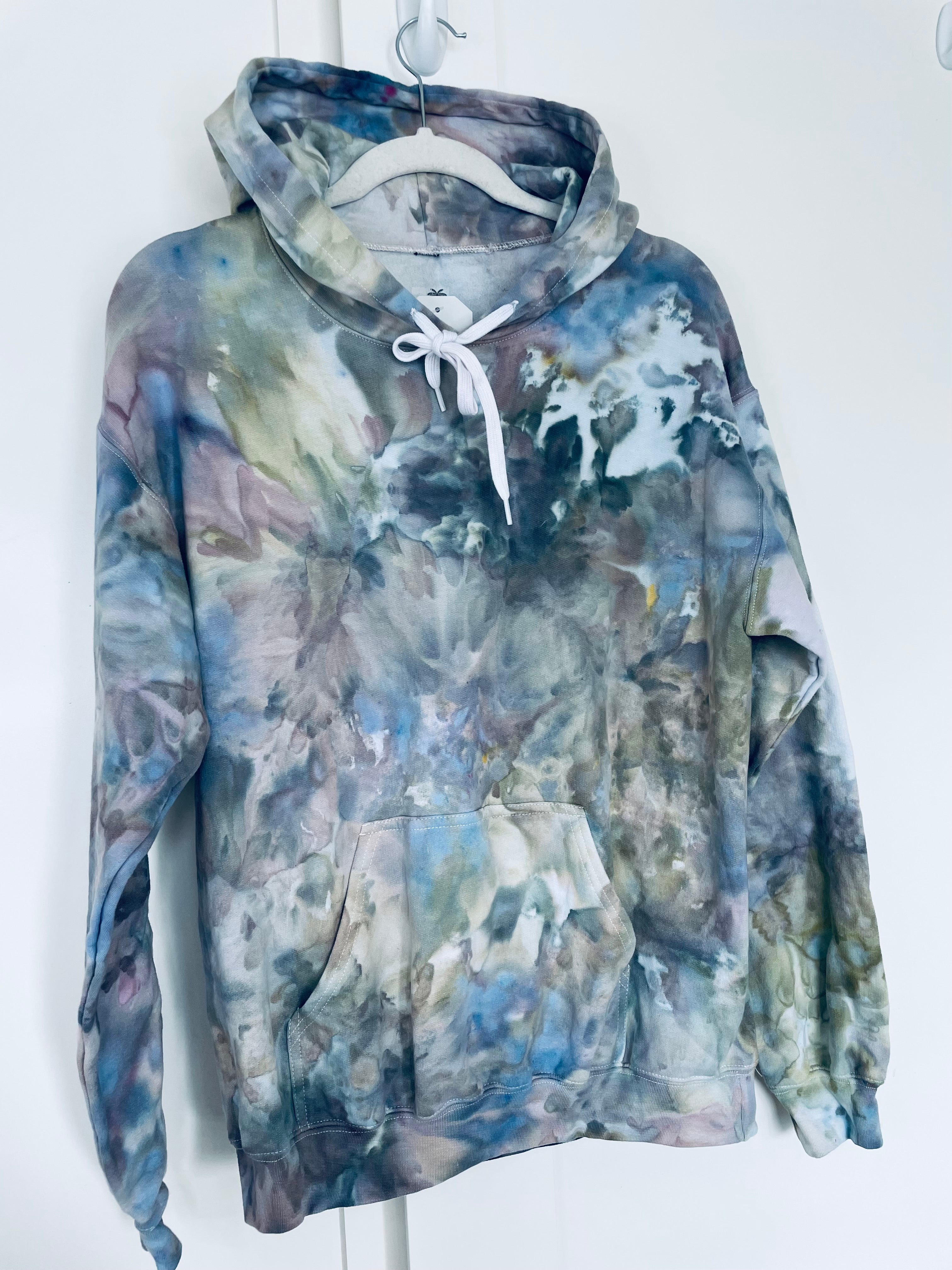 Medium Ice Dye Unisex Hoodie