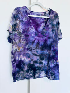 XXL Ice Dye Vintage Soft V-Neck Ladies Tee