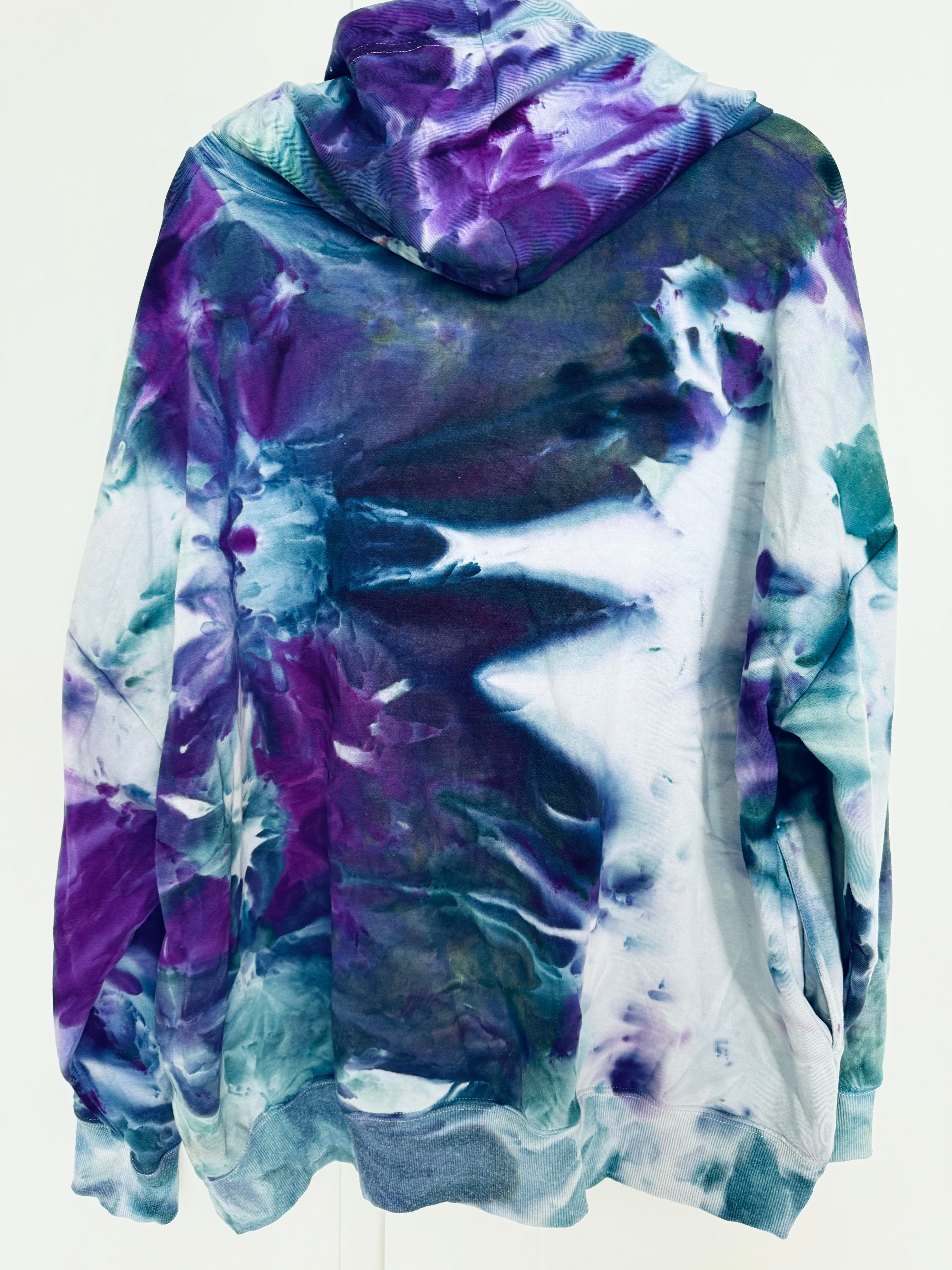 XXL Ice Dye Super Soft Hoodie