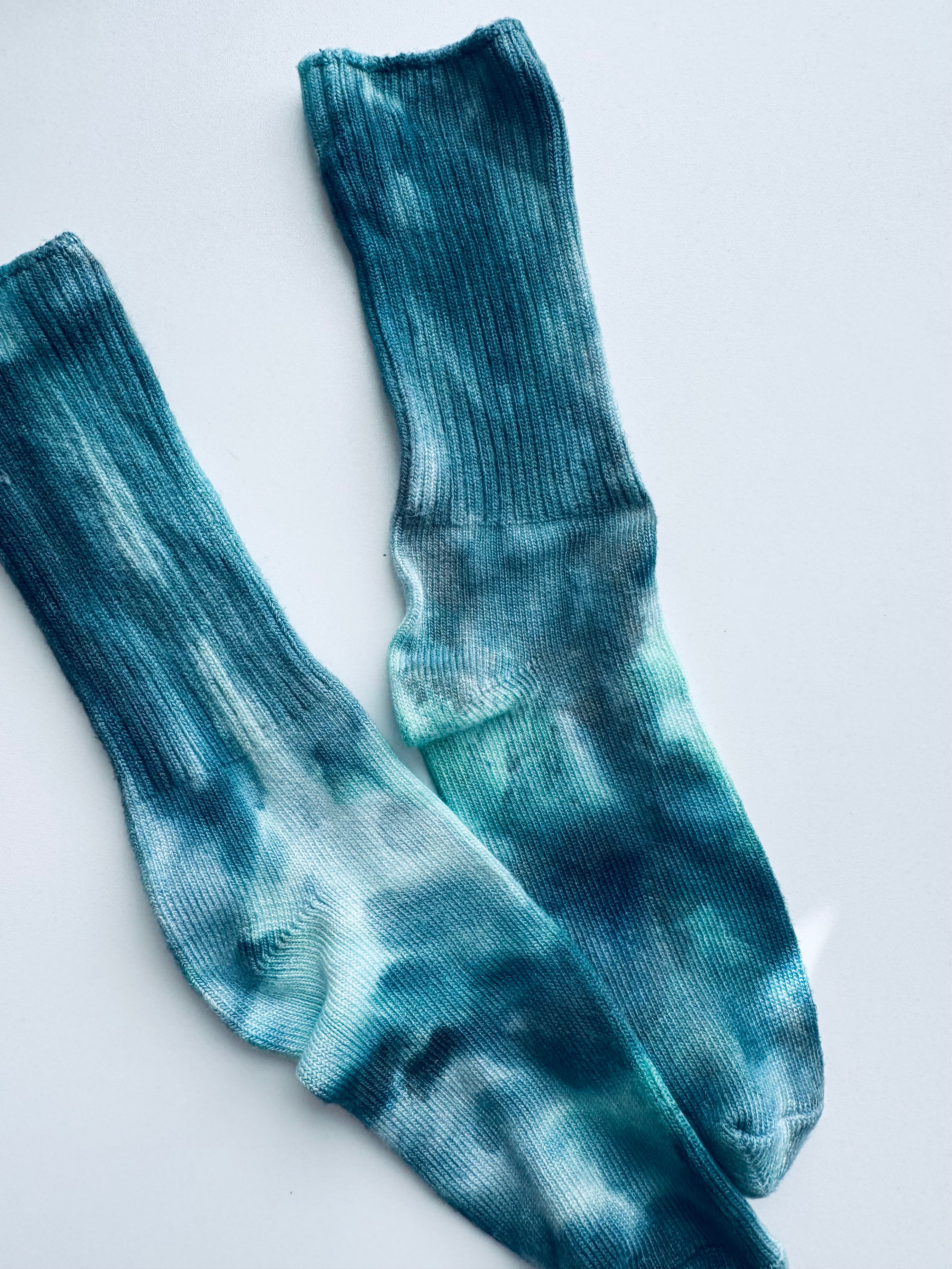 Island Blue Green Bamboo Socks One Size