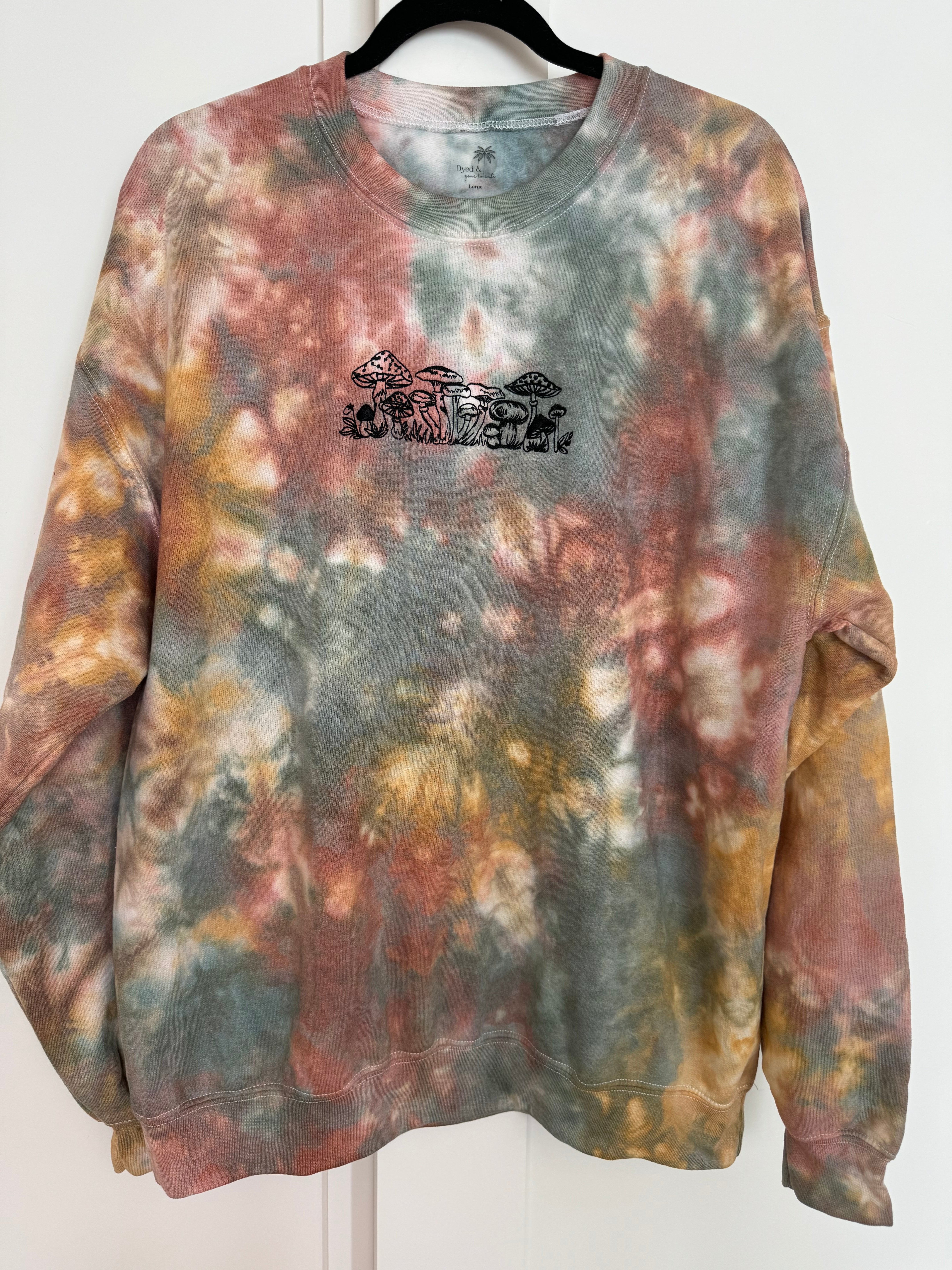 Large Dyed & Embroidered Mushroom Crew