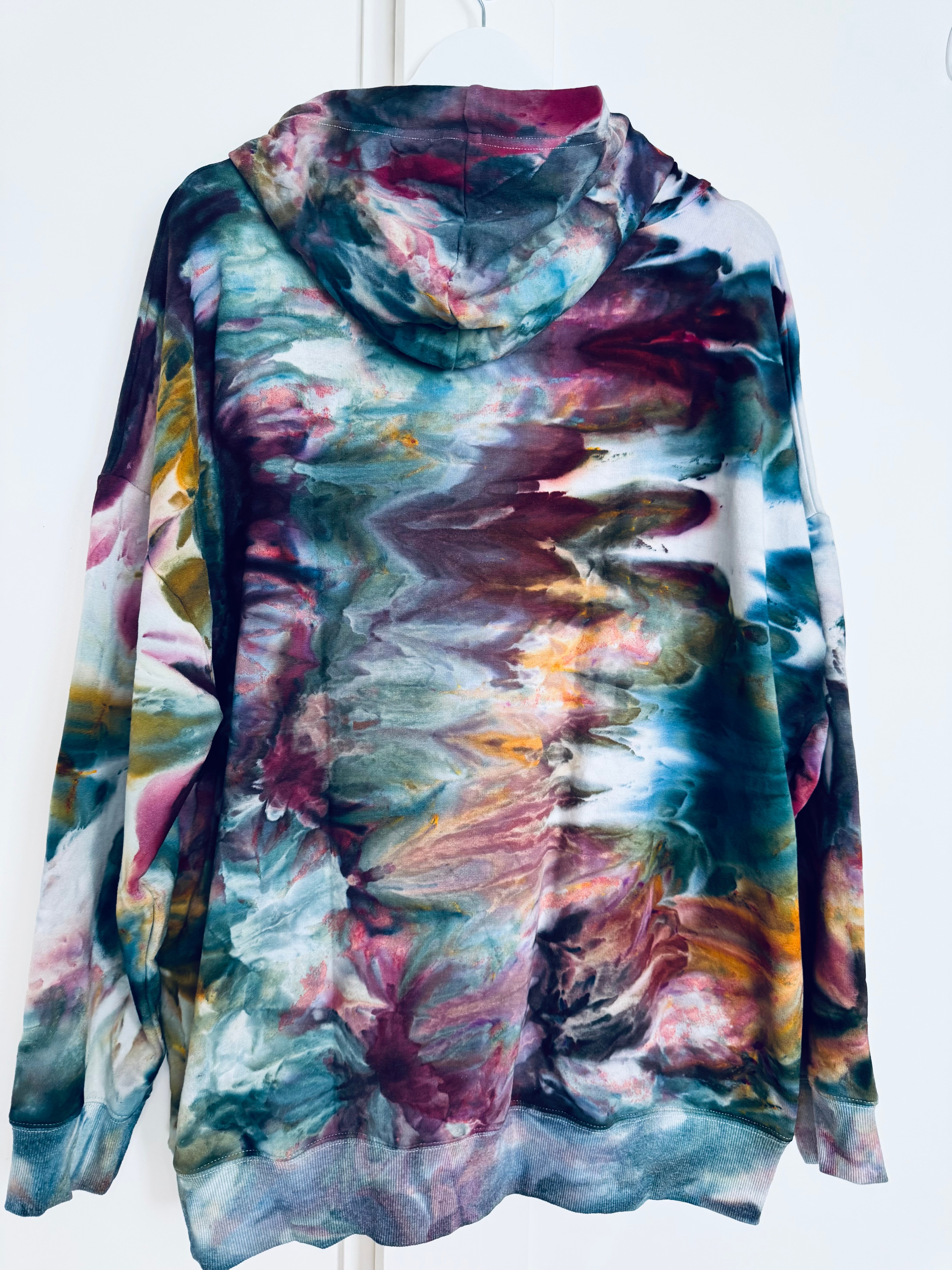 XXL Ice Dye Super Soft Hoodie