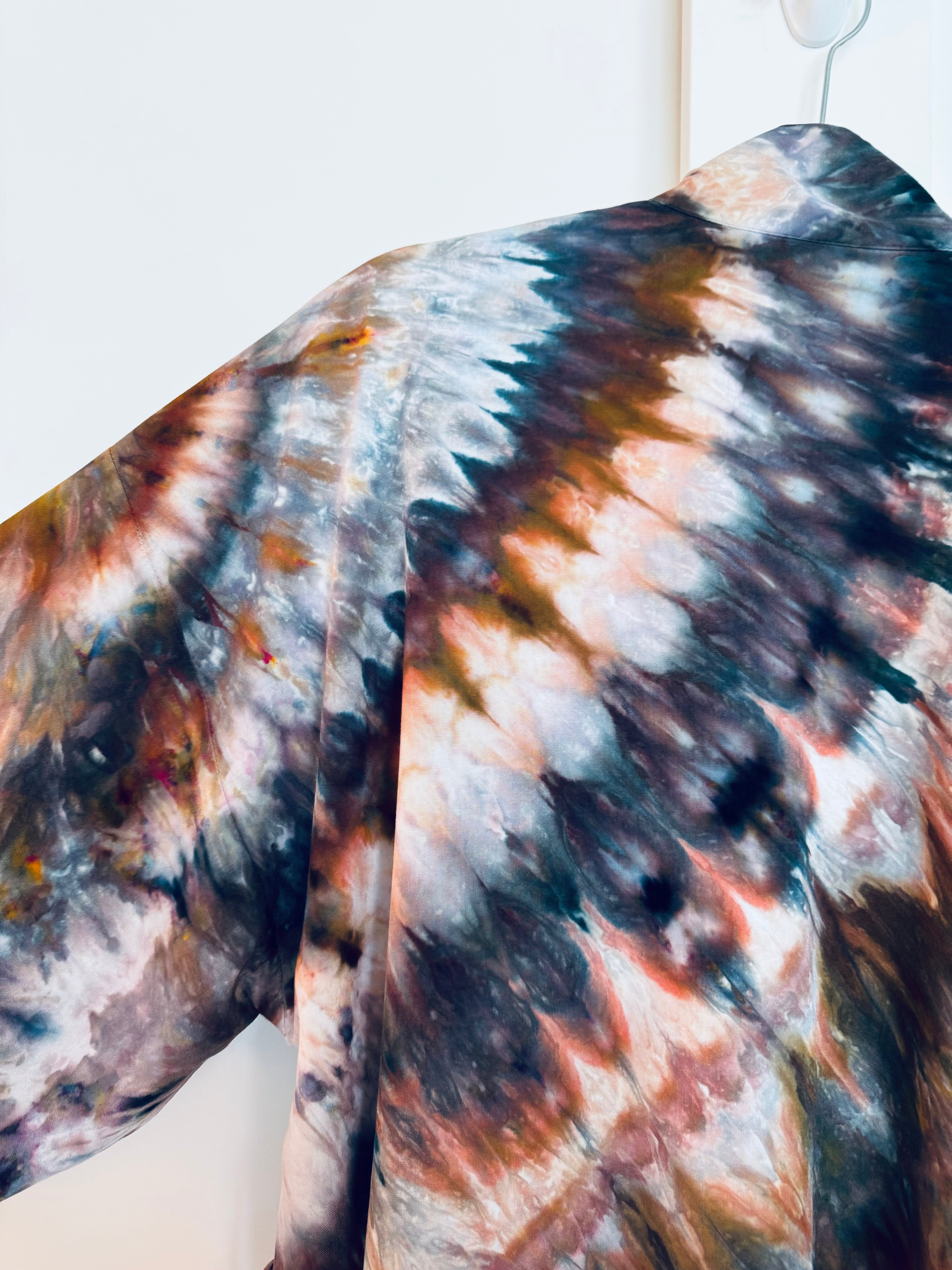 Earth Ice Dye Short Robe