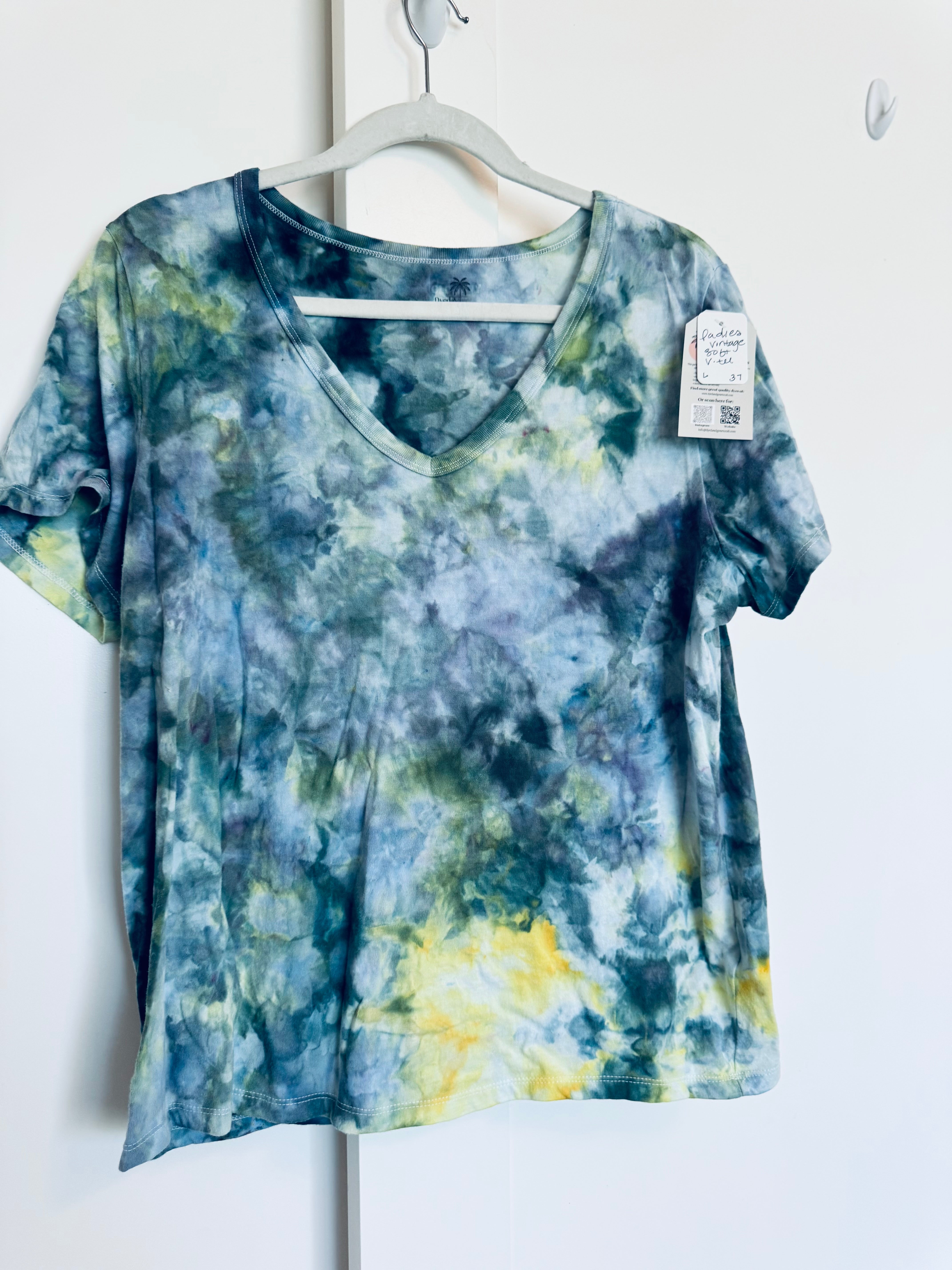 Large Ice Dye Vintage Soft V-Neck Ladies Tee