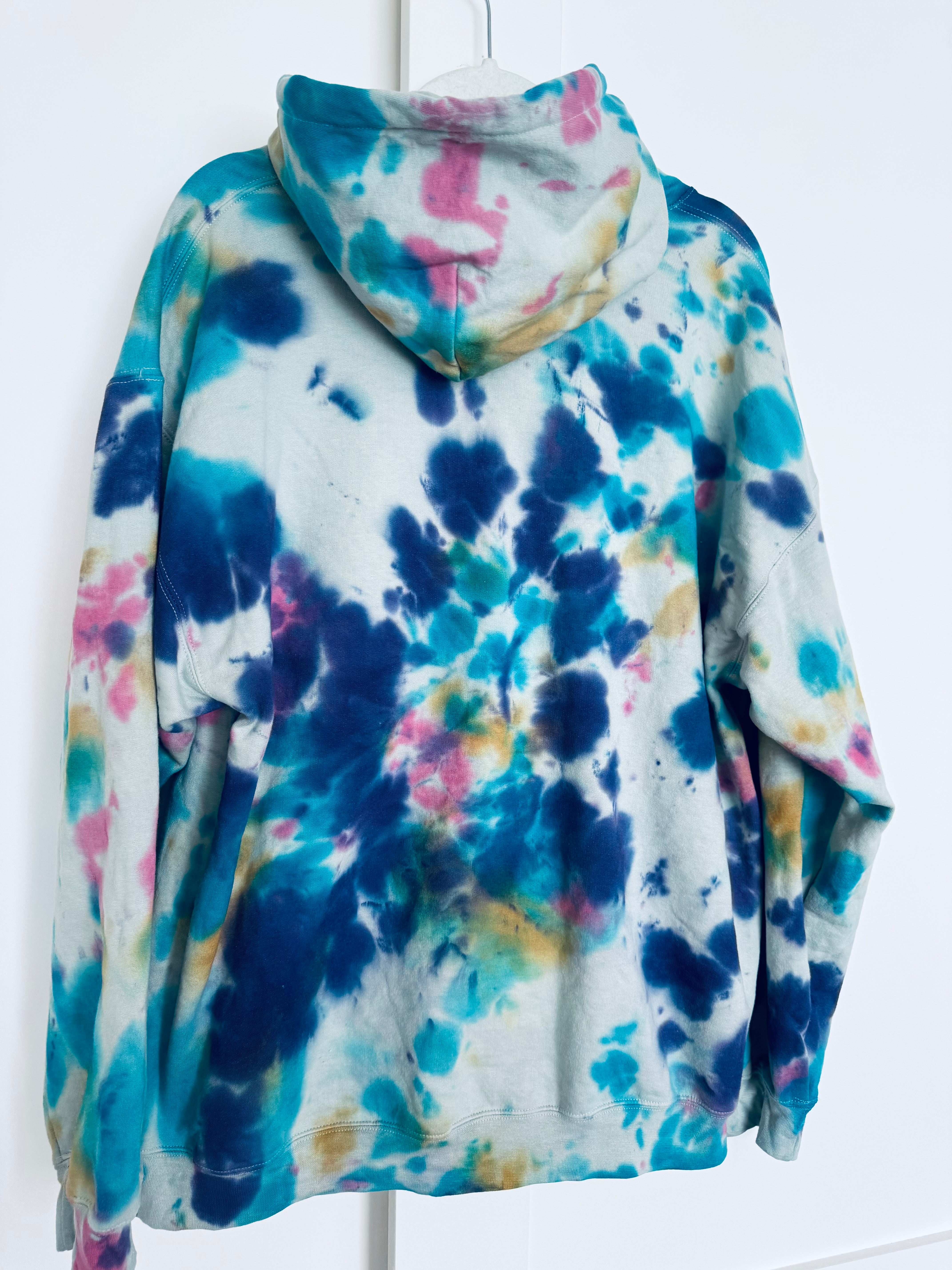 XL Unisex Splatter Dye Hoodie