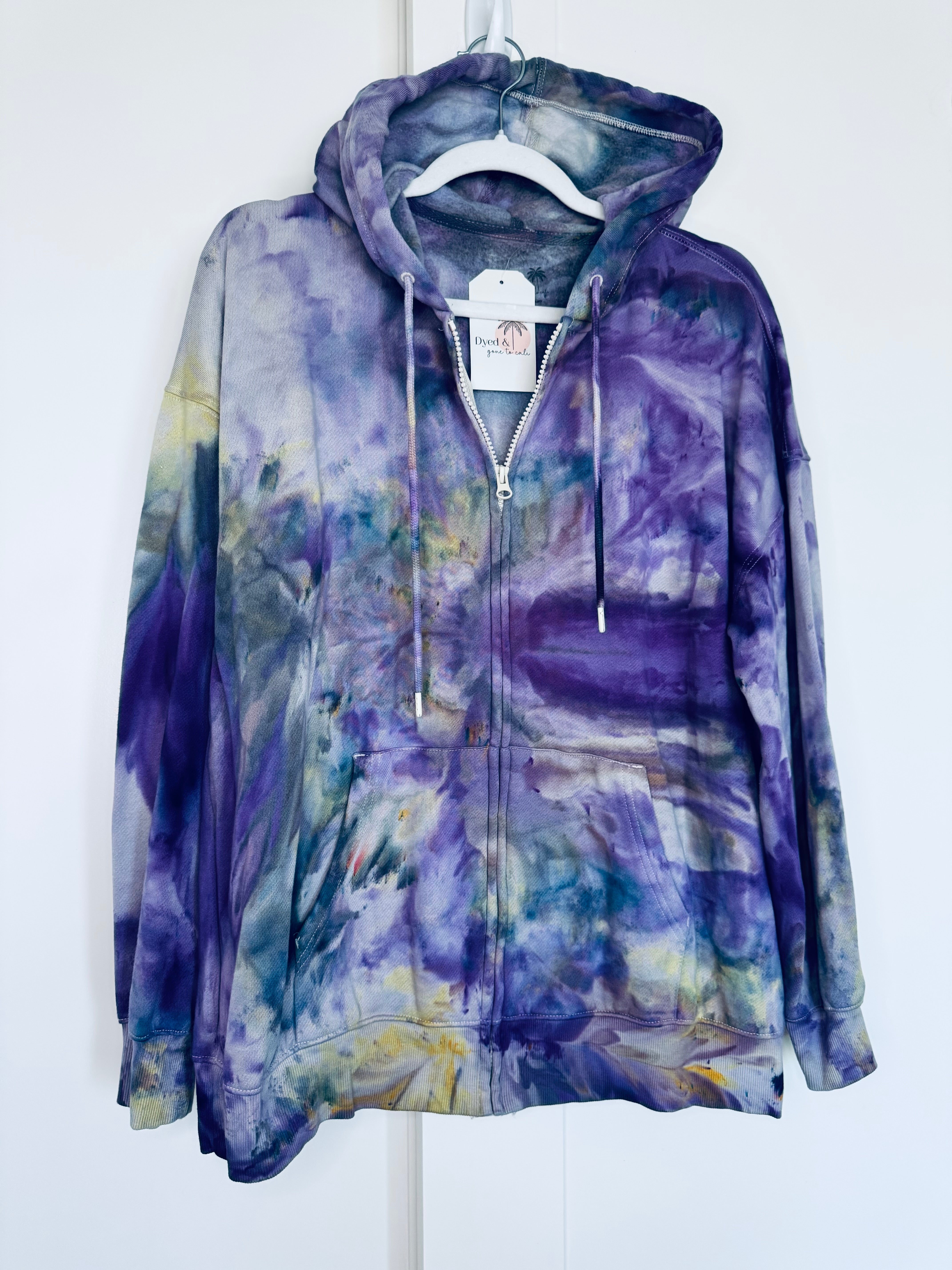 Medium Oversized Zip Up Hoodie