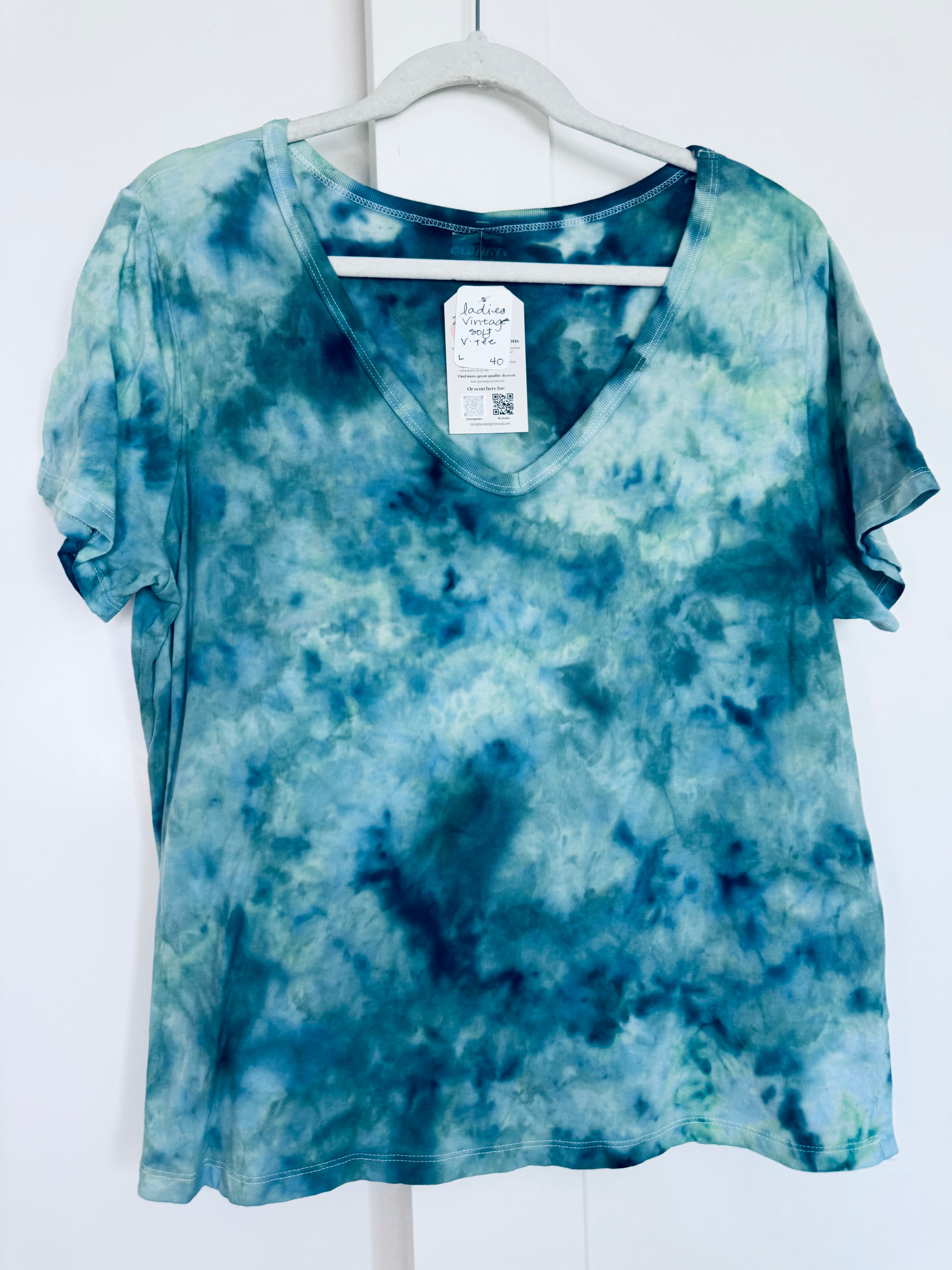 XL Ice Dye Vintage Soft V-Neck Ladies Tee