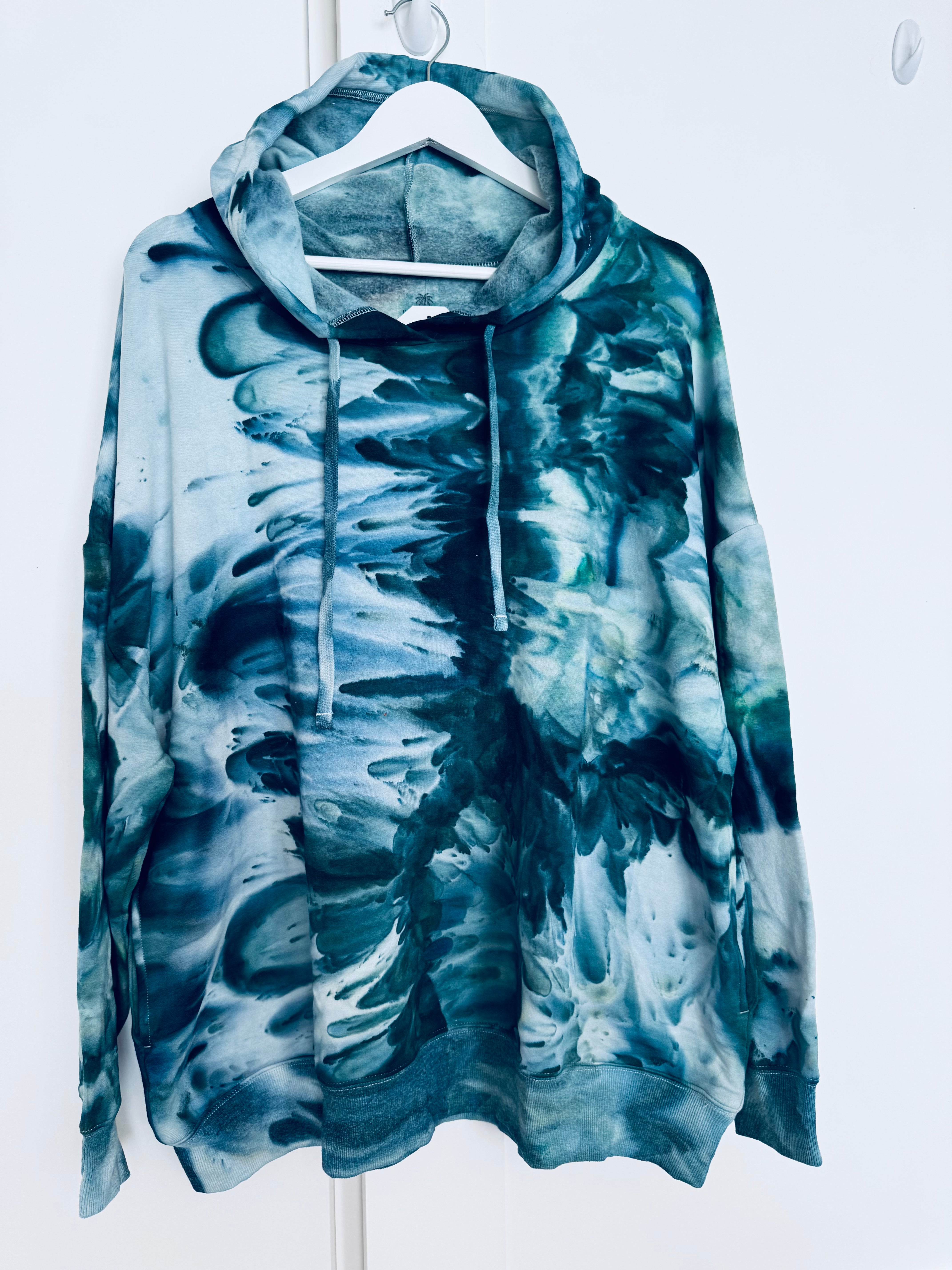 XXL Ice Dye Super Soft Hoodie