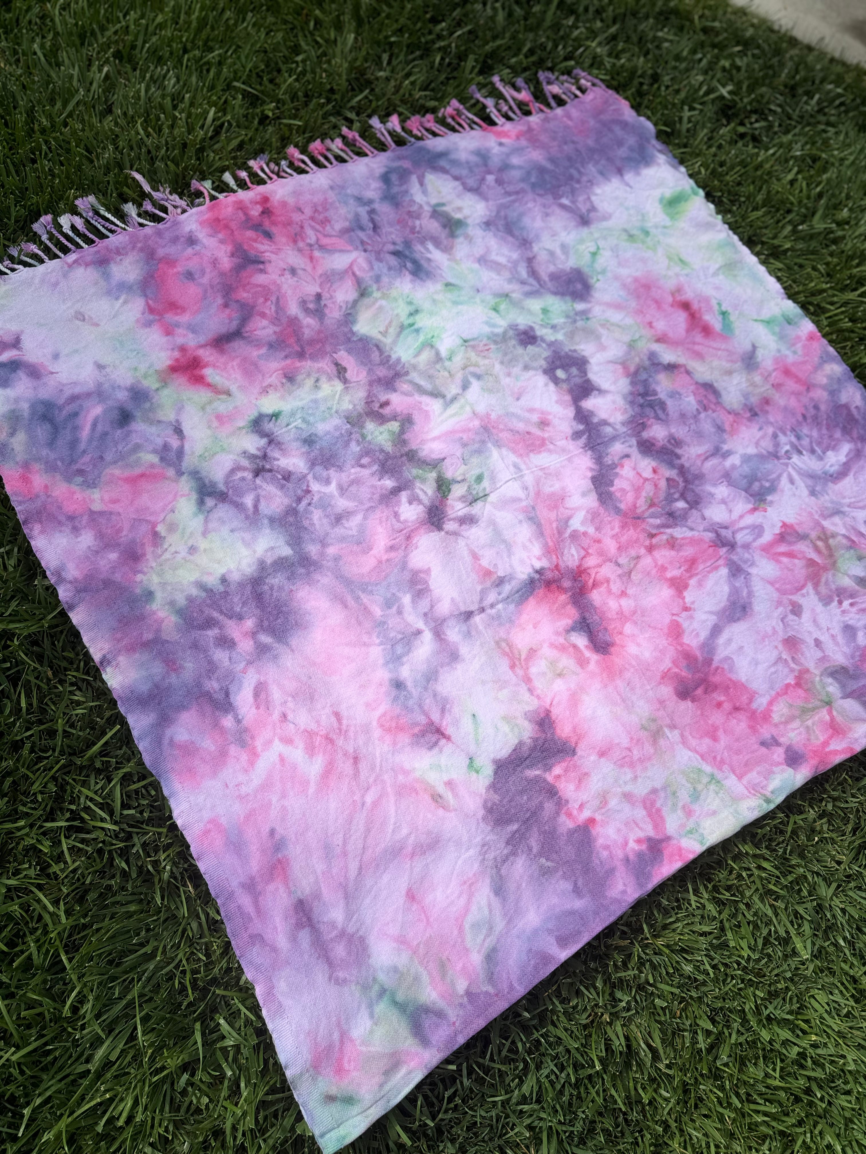 Hydrangea Towel Picnic Blanket 40”x70”