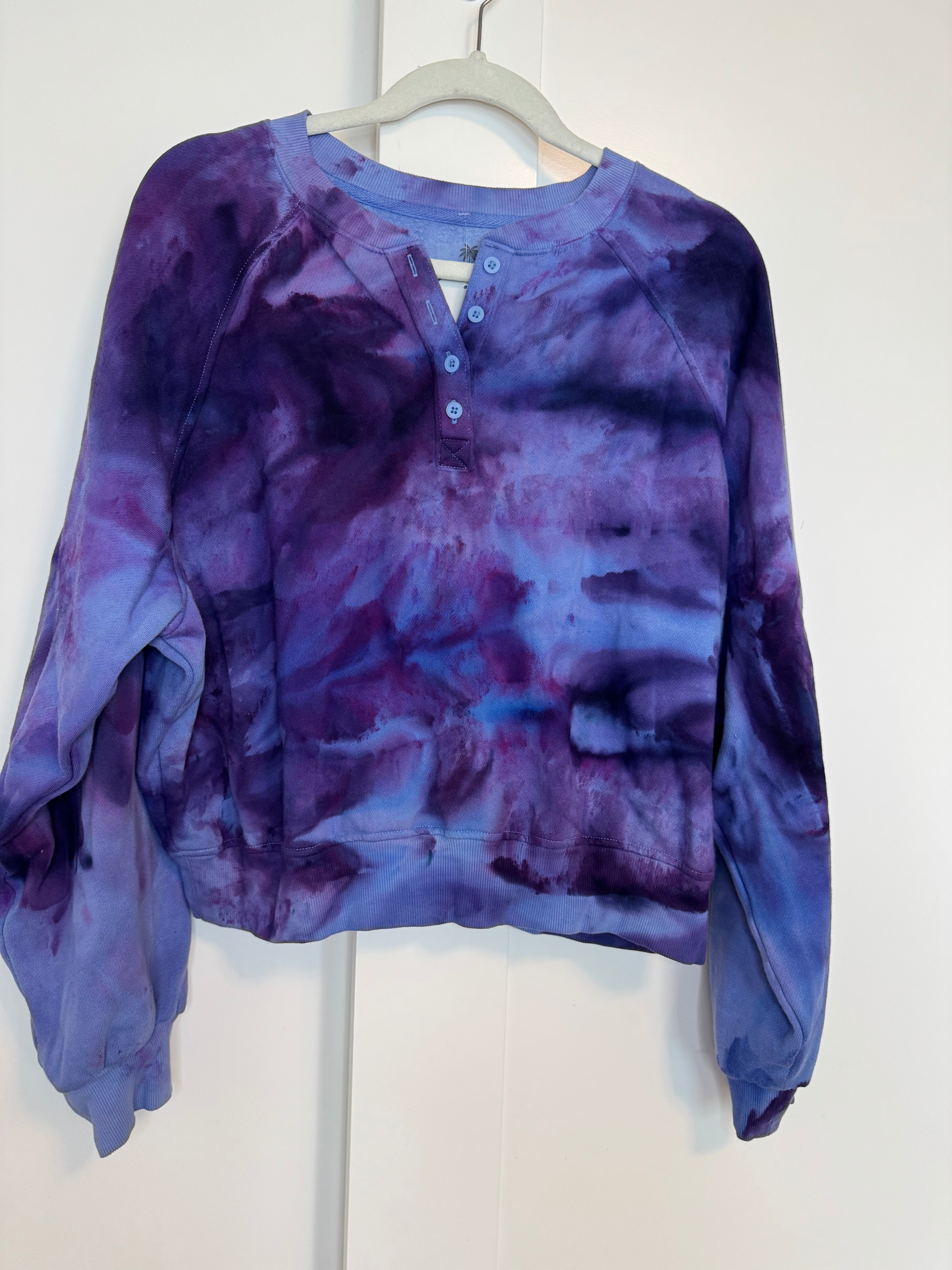 Large Ice Dye So Cozy Henley
