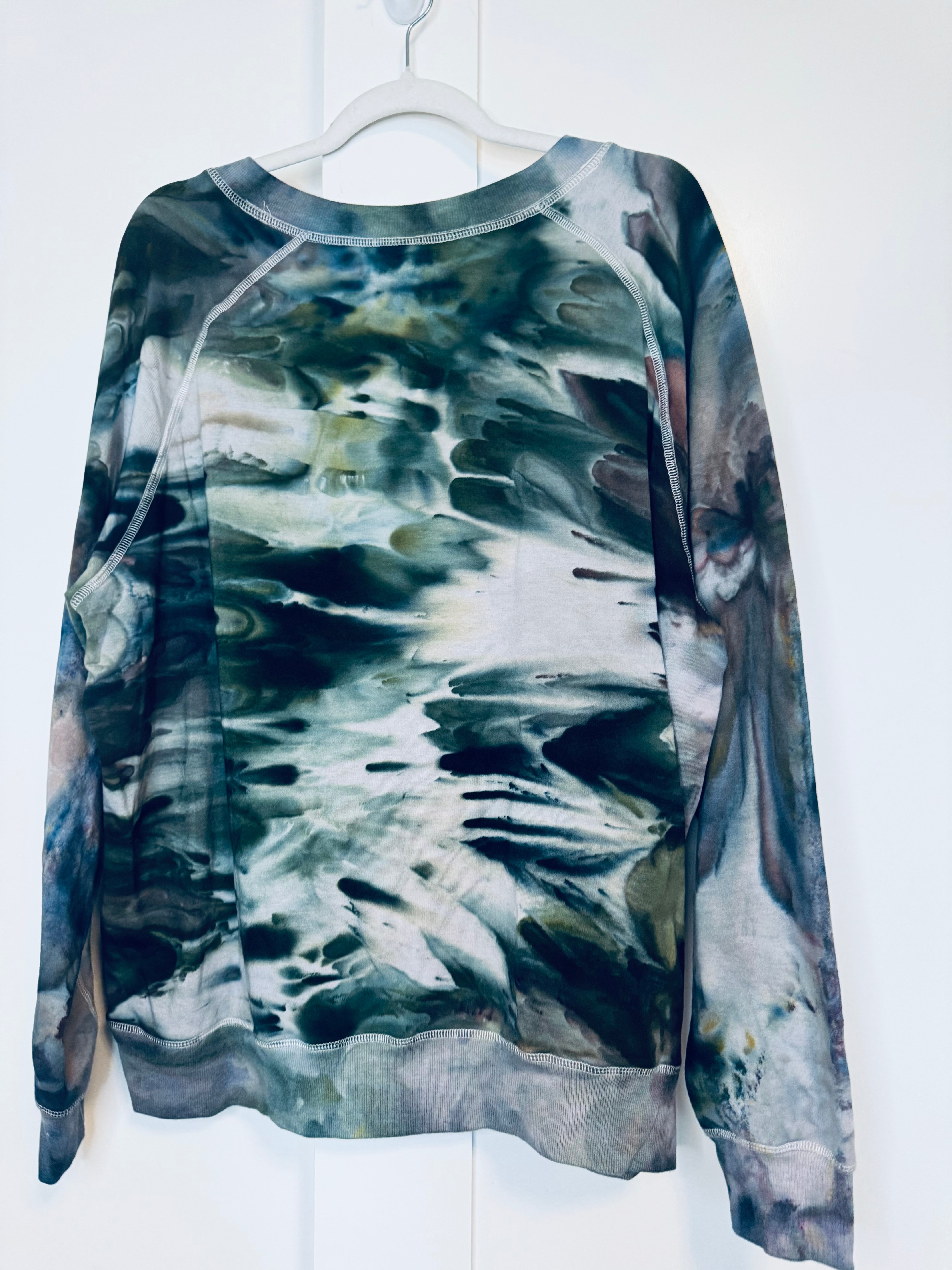 XL Super Soft V Neck Sweater