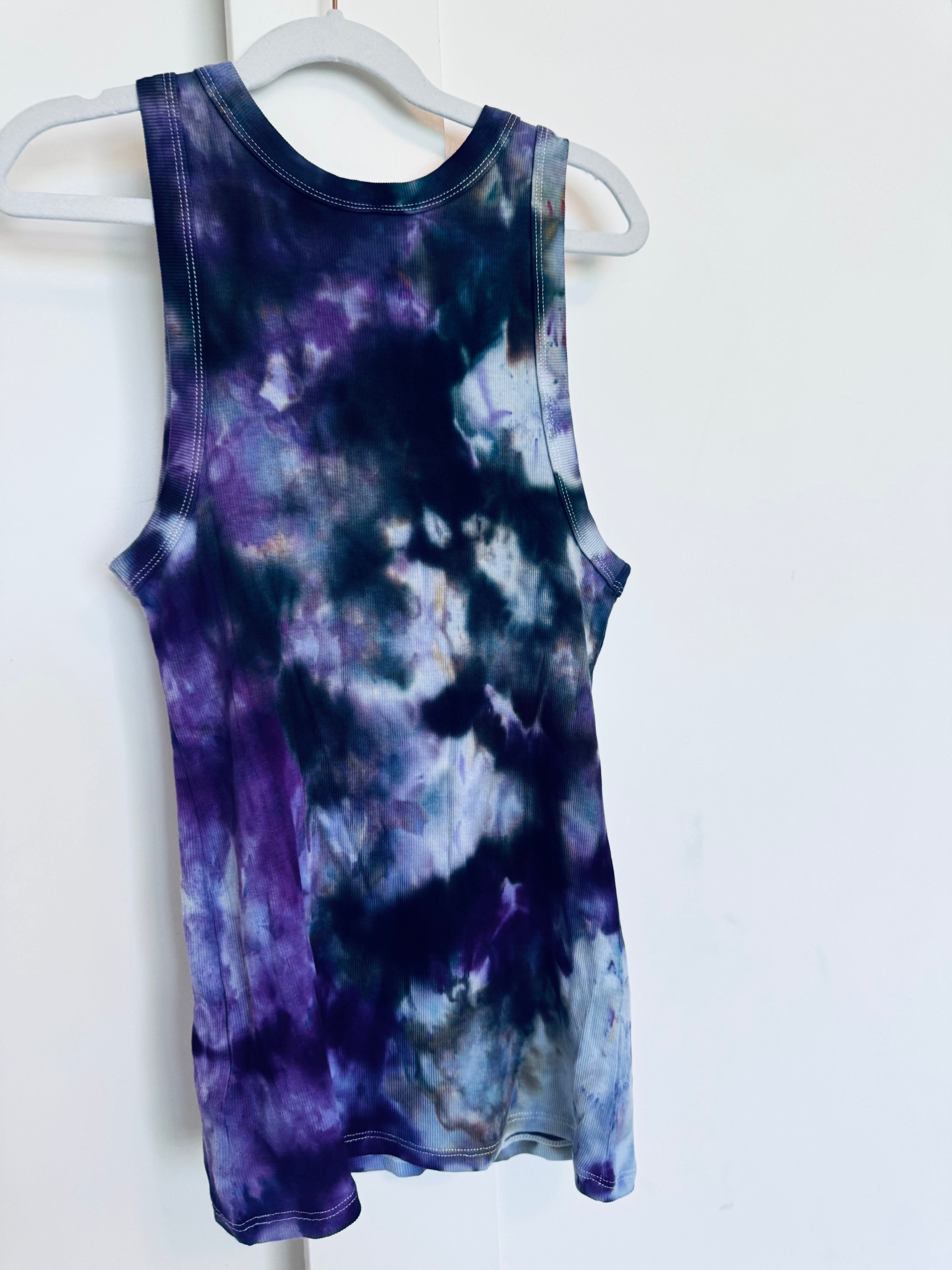 Medium Ribbed Stretch Tank