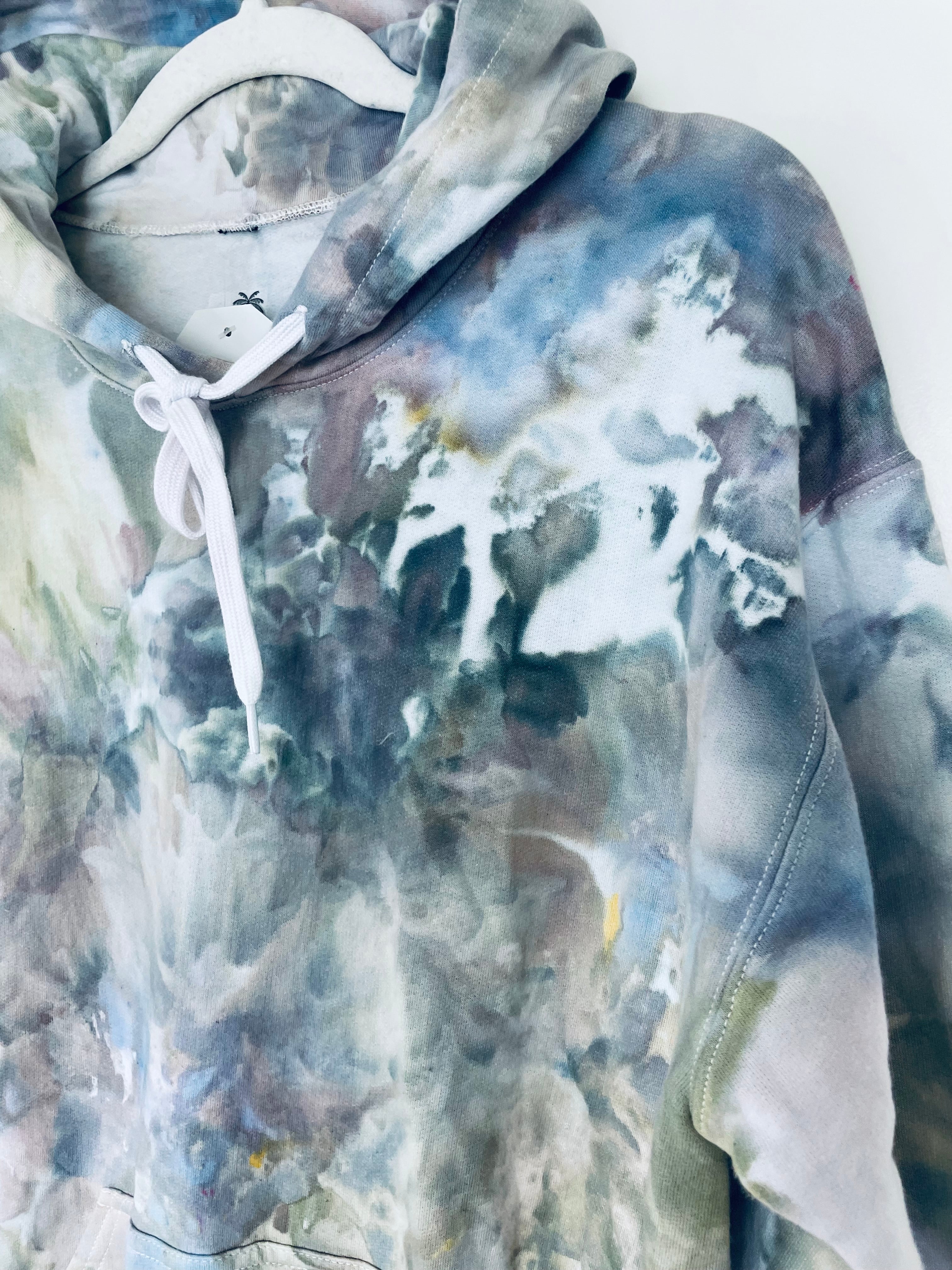 Medium Ice Dye Unisex Hoodie