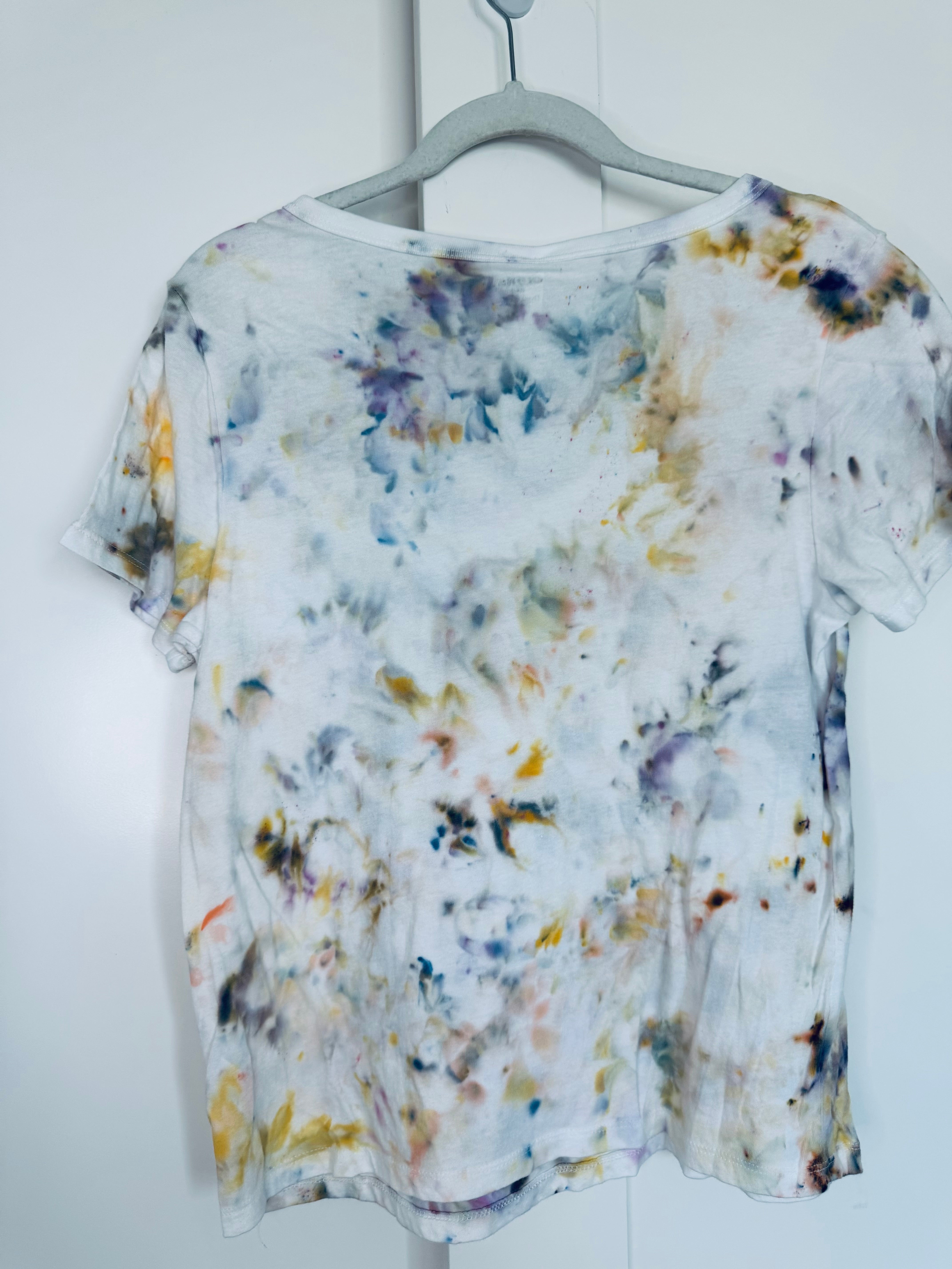 Small Ice Dye Vintage Soft V-Neck Ladies Tee