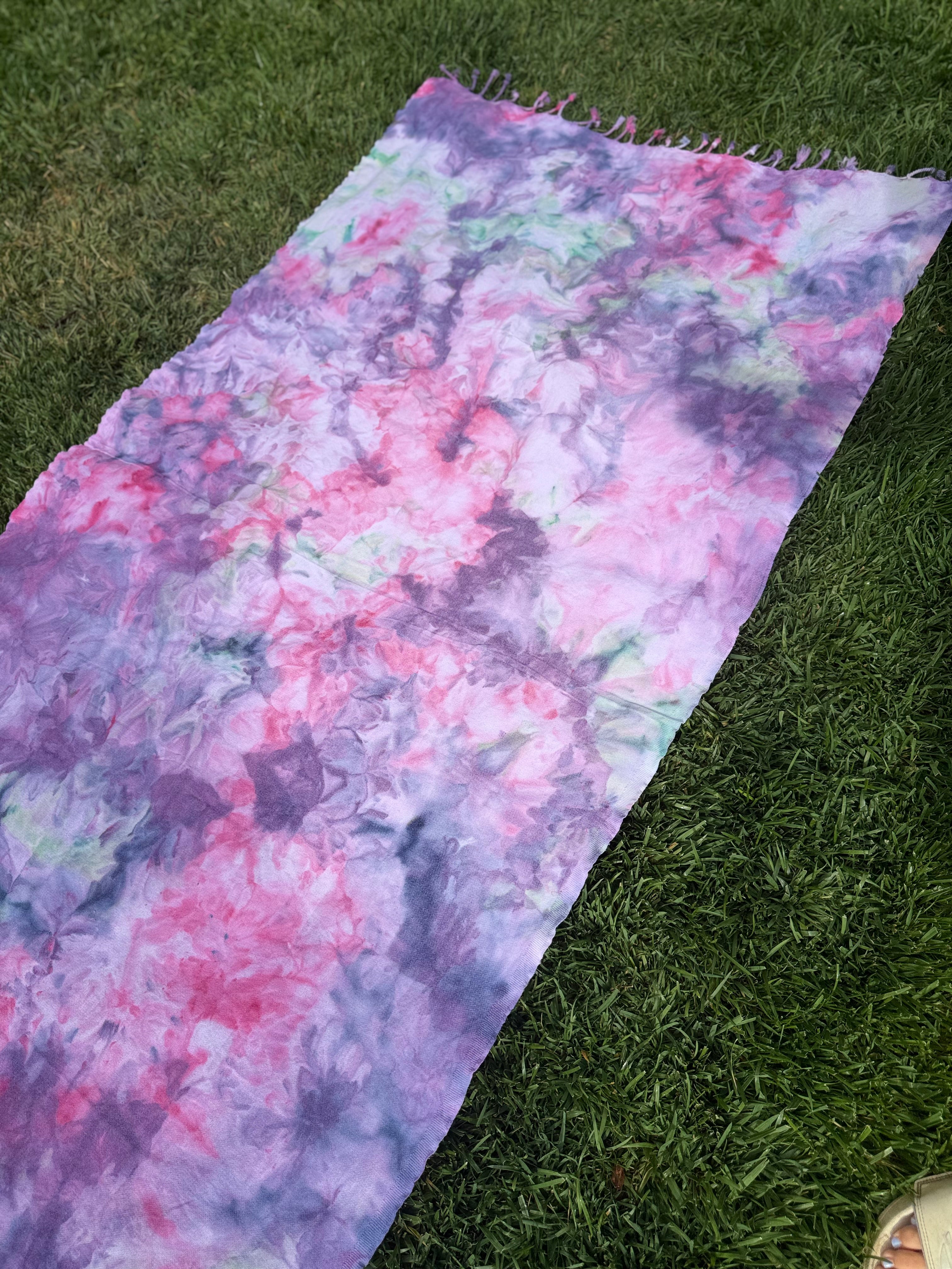 Hydrangea Towel Picnic Blanket 40”x70”